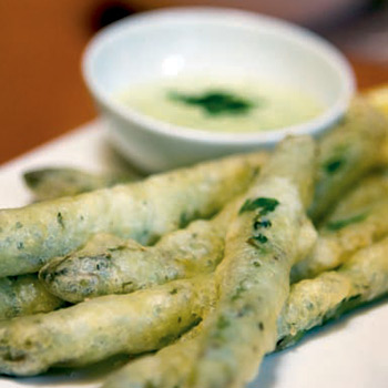 Image of Battered Asparagus Spears with Parmesan-Garlic Aioli